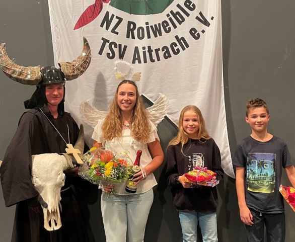 Prinzenpaar Selina und Jo und Kinderprinzenpaar Laura Wisser und Leo Lautenbacher