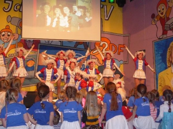 Tolle Tanzauftritte der Tanzmäusla und der Garden