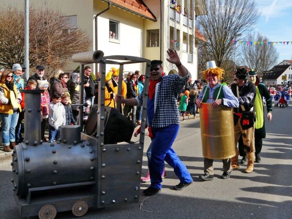 Aitracher Puppenkiste – Ah jetzt ja-eine Insel